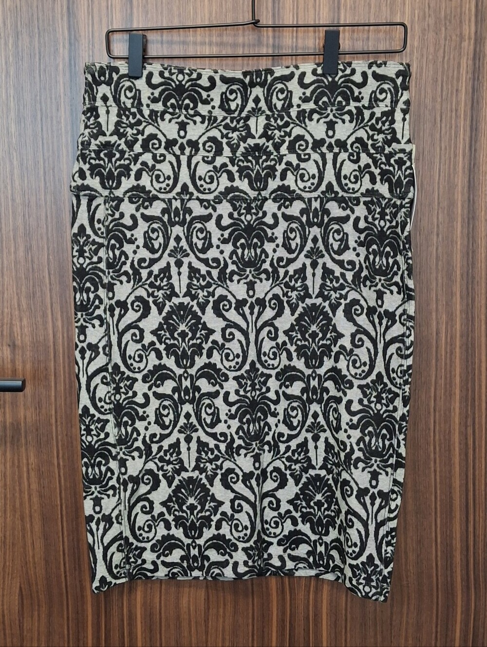 JOLT Pencil Skirt SZ L